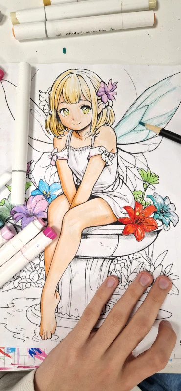 Disegno di una fata con pennarelli